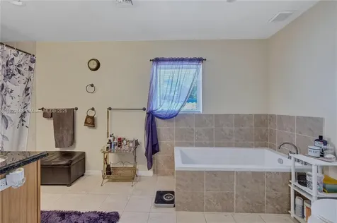 9921 Dominican Drive Cutler Bay FL 33189