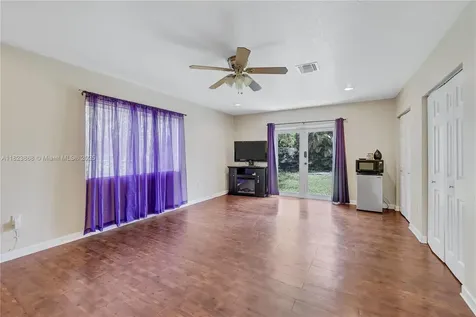 9921 Dominican Drive Cutler Bay FL 33189