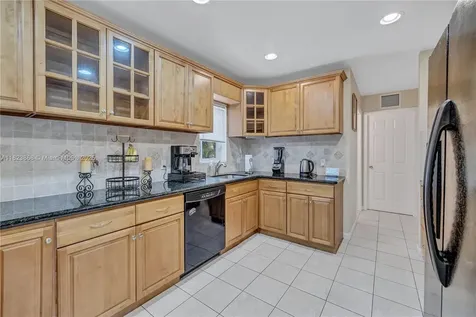 9921 Dominican Drive Cutler Bay FL 33189