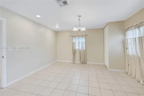 9921 Dominican Drive Cutler Bay FL 33189