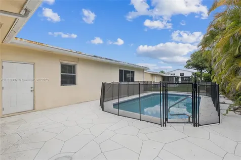 156 SW 126th Avenue Plantation FL 33325
