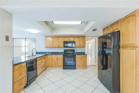 156 SW 126th Avenue Plantation FL 33325