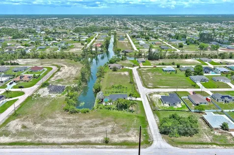 3417 Andalusia Boulevard Cape Coral FL 33909