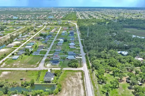 3417 Andalusia Boulevard Cape Coral FL 33909
