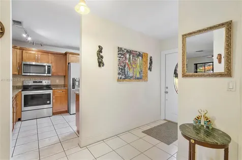 9264 NW 49th Place Sunrise FL 33351