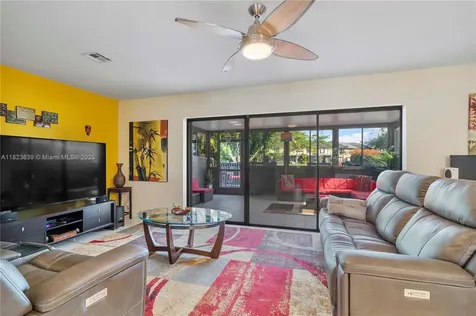 9264 NW 49th Place Sunrise FL 33351