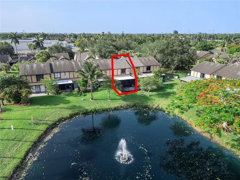 9264 NW 49th Place Sunrise FL 33351