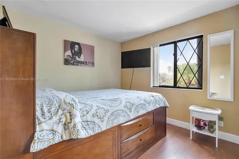 9264 NW 49th Place Sunrise FL 33351