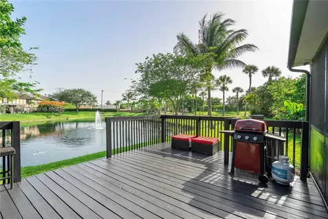 9264 NW 49th Place Sunrise FL 33351