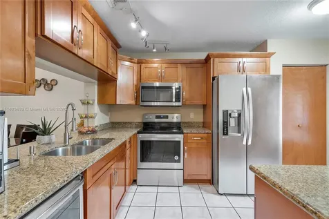 9264 NW 49th Place Sunrise FL 33351