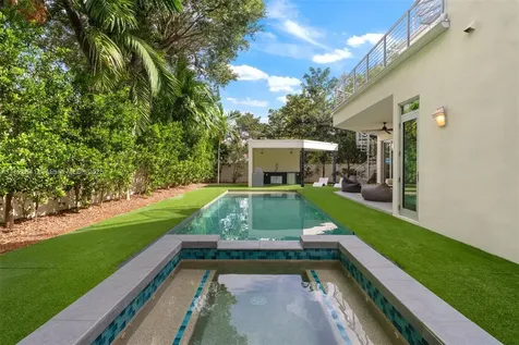10620 SW 74th Avenue Pinecrest FL 33156