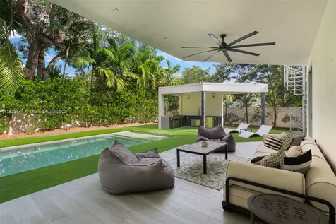 10620 SW 74th Avenue Pinecrest FL 33156