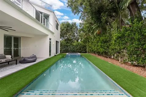 10620 SW 74th Avenue Pinecrest FL 33156