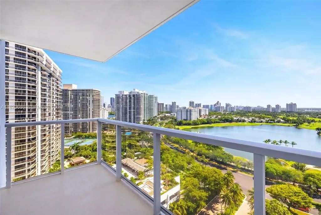 3731 N Country Club Drive Aventura FL 33180