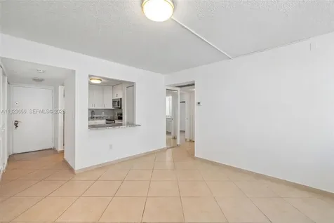 3731 N Country Club Drive Aventura FL 33180