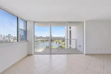 3731 N Country Club Drive Aventura FL 33180
