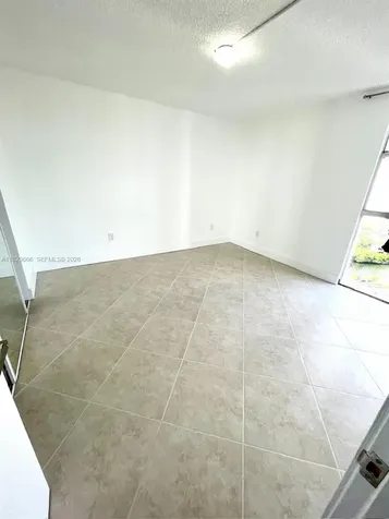 3731 N Country Club Drive Aventura FL 33180