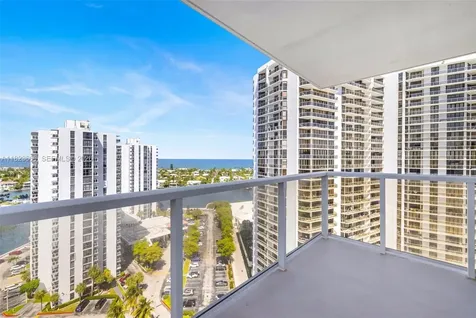 3731 N Country Club Drive Aventura FL 33180