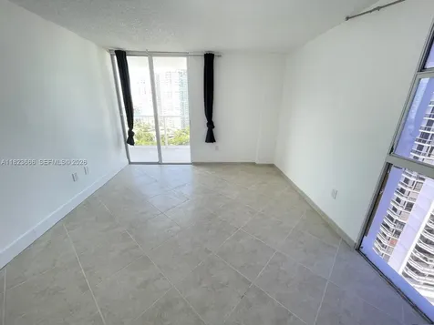 3731 N Country Club Drive Aventura FL 33180