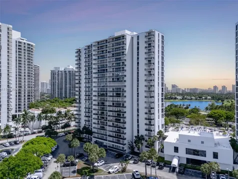 3731 N Country Club Drive Aventura FL 33180