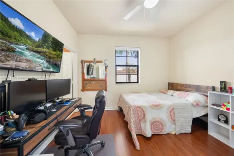 448 SE 32nd Avenue Homestead FL 33033