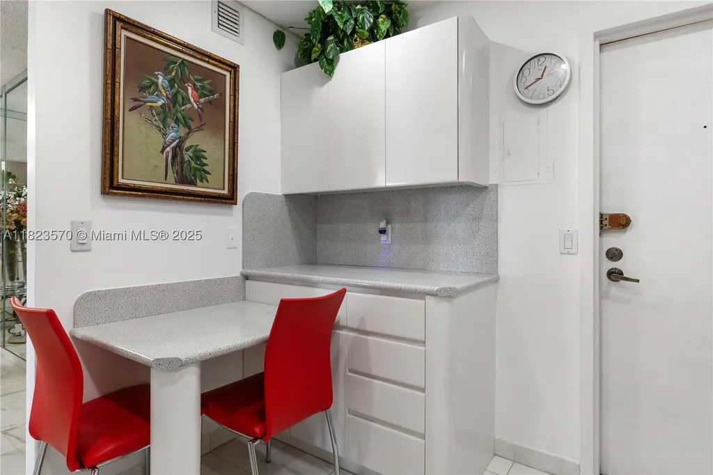 2101 S Ocean Drive Hollywood FL 33019