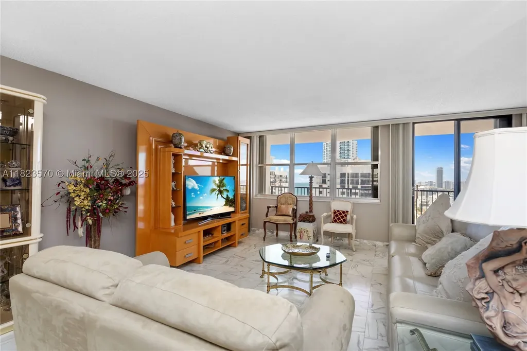 2101 S Ocean Drive Hollywood FL 33019