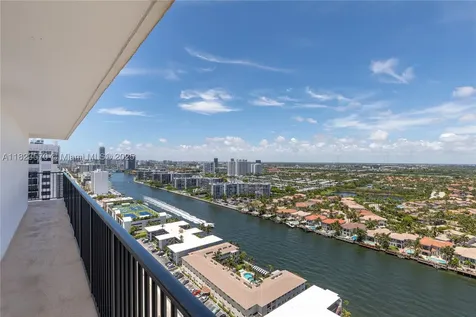 2101 S Ocean Drive Hollywood FL 33019