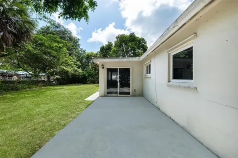 3841 NW 7th Court Lauderhill FL 33311