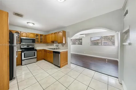 3841 NW 7th Court Lauderhill FL 33311