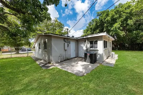 3841 NW 7th Court Lauderhill FL 33311