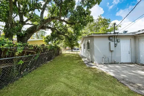 3841 NW 7th Court Lauderhill FL 33311