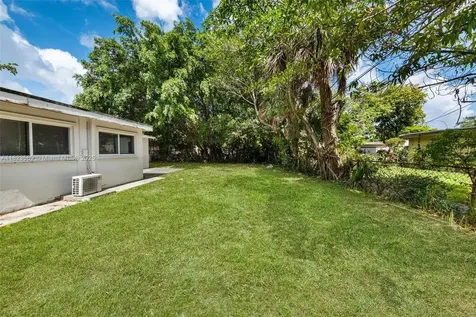 3841 NW 7th Court Lauderhill FL 33311