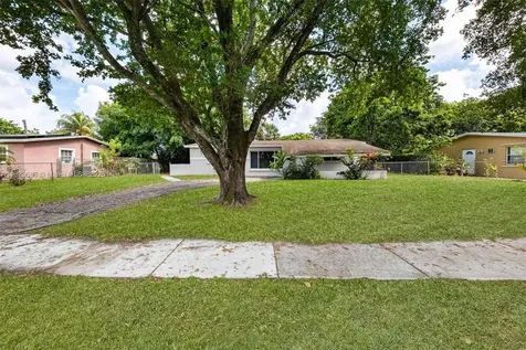 3841 NW 7th Court Lauderhill FL 33311