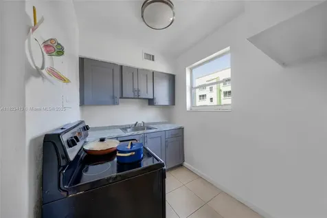 1580 SW 6th Street Miami FL 33135