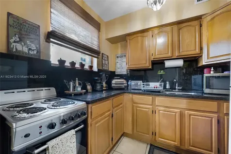 1580 SW 6th Street Miami FL 33135