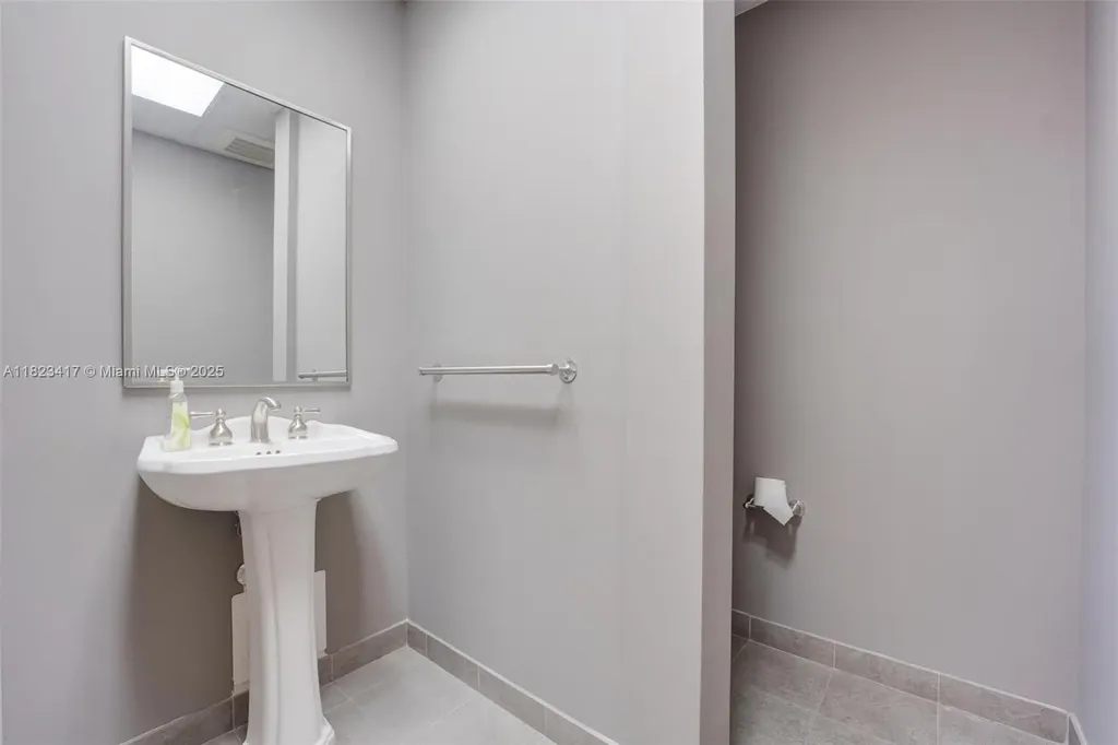 6775 NW 15th Avenue Fort Lauderdale FL 33309
