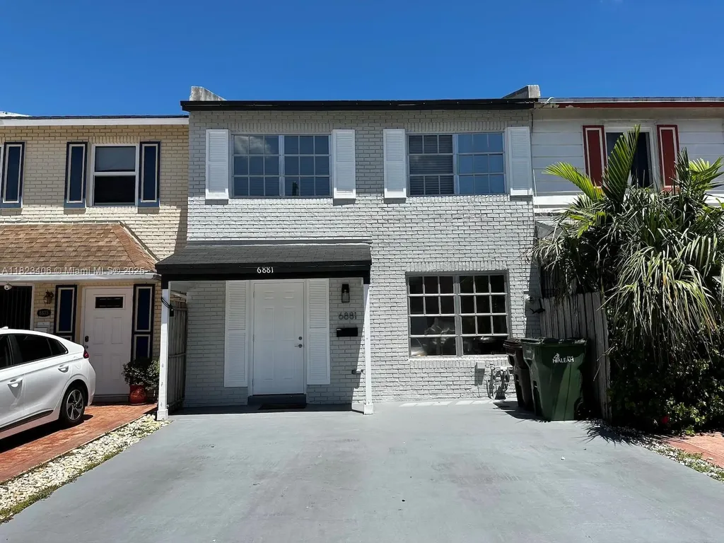 6881 W 16th Drive Hialeah FL 33014