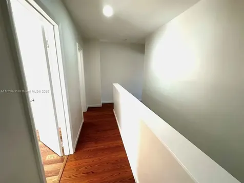6881 W 16th Drive Hialeah FL 33014