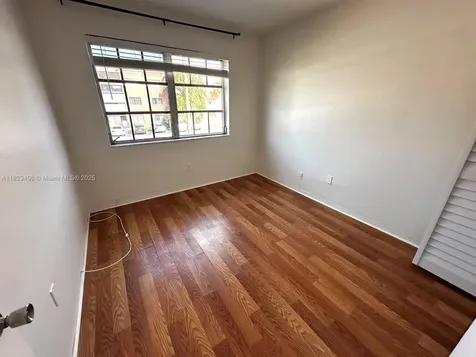 6881 W 16th Drive Hialeah FL 33014
