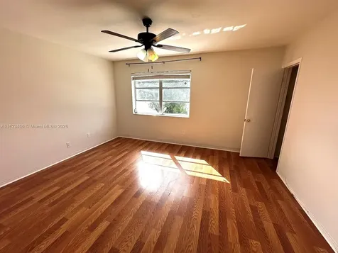 6881 W 16th Drive Hialeah FL 33014