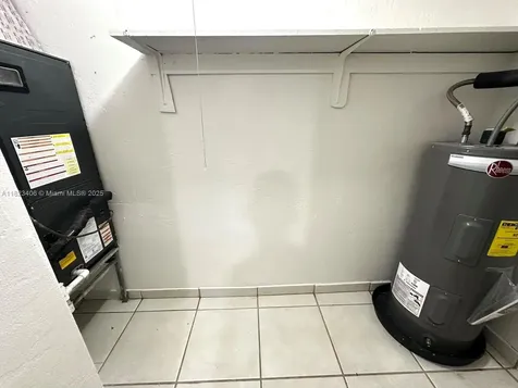 6881 W 16th Drive Hialeah FL 33014