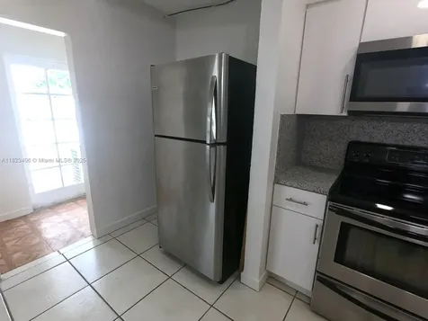 6881 W 16th Drive Hialeah FL 33014