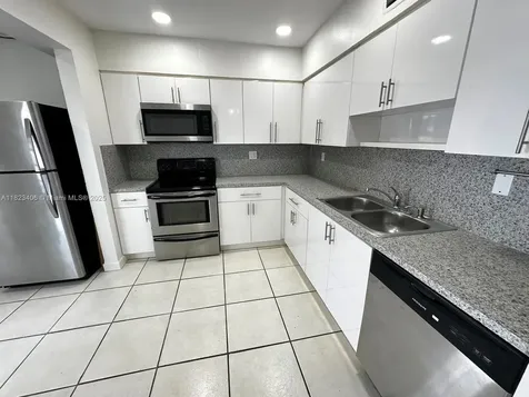 6881 W 16th Drive Hialeah FL 33014