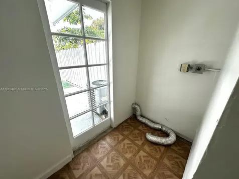 6881 W 16th Drive Hialeah FL 33014