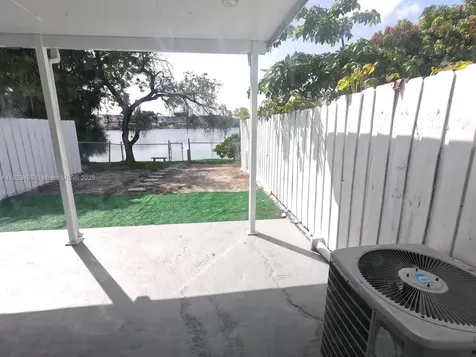 6881 W 16th Drive Hialeah FL 33014