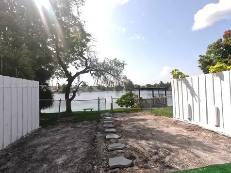 6881 W 16th Drive Hialeah FL 33014