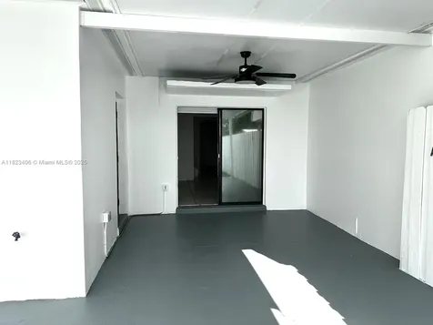 6881 W 16th Drive Hialeah FL 33014