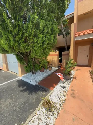 1651 SW 120th Avenue Pembroke Pines FL 33025