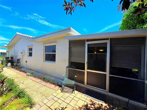 1711 SW 22nd Street Boynton Beach FL 33426